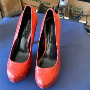 bebe's Sparkly Ruby red heel round toe Vintage